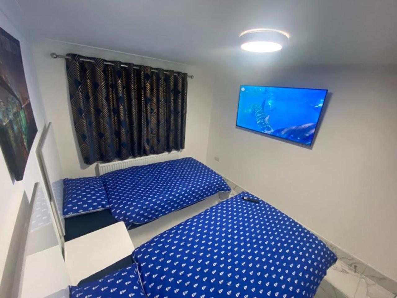 The Royal Boutique Oxford Lodge By London Sleep 6 هايس المظهر الخارجي الصورة