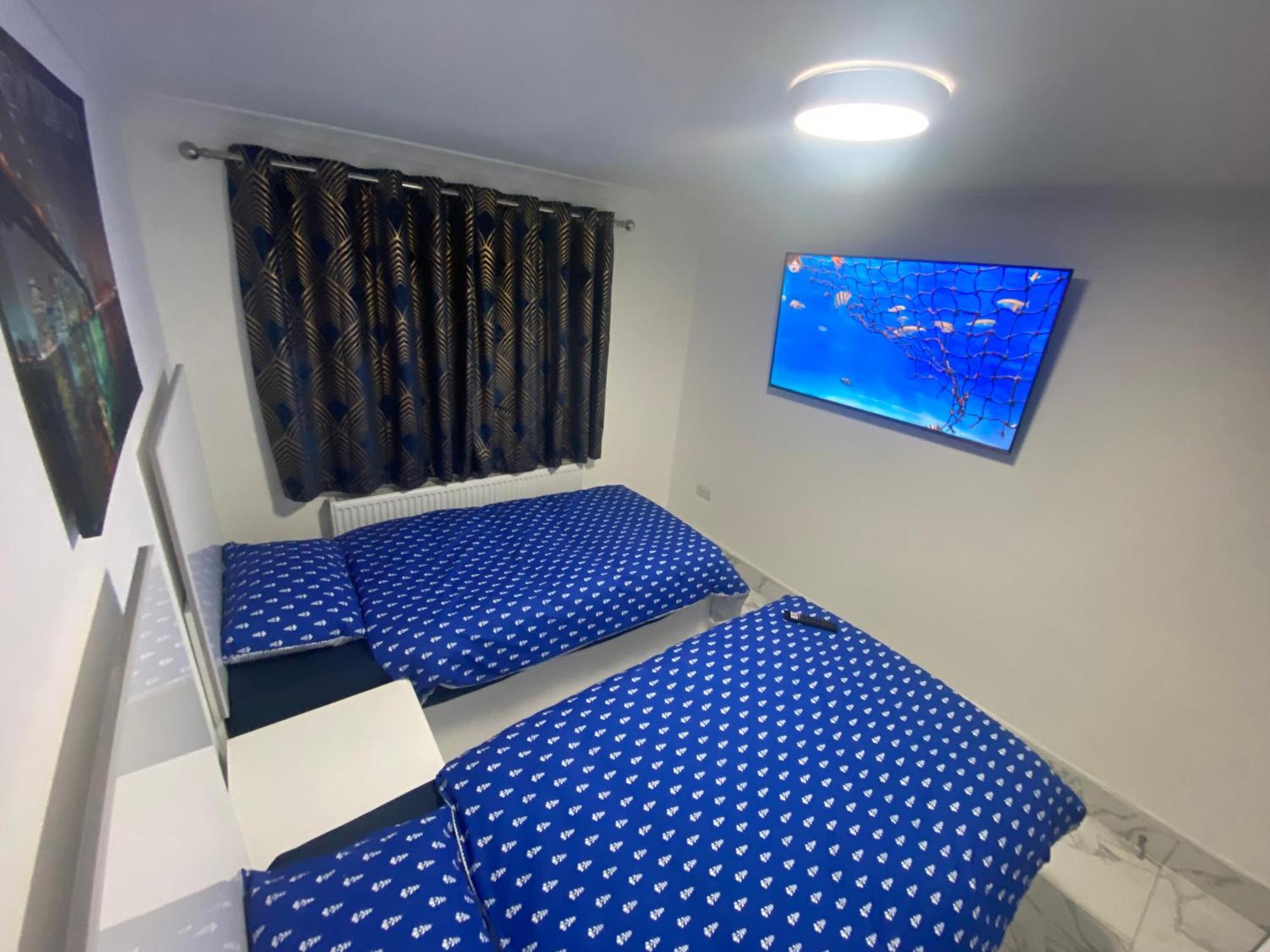 The Royal Boutique Oxford Lodge By London Sleep 6 هايس المظهر الخارجي الصورة